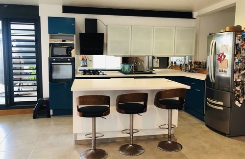 Centre-Ville Apartment | Saint Pierre Centre, Grand Appartement Vaste Terrasse Avec vue