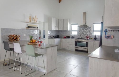 Dwarskersbos House | Saints at Sea - Stylish house in perfect location near the beach in Dwarskersbos