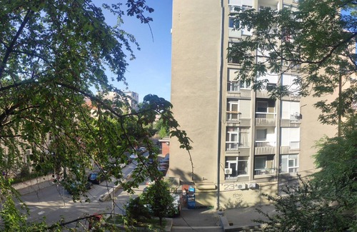 Vukov Spomenik Apartment | Saints Cyril & Methodius best price