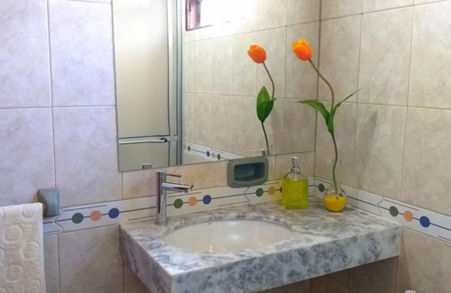 Luque Bed & Breakfast | Saiyú Aeropuerto