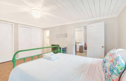 Savannah Beach Apartment | Salt Gypsy Unit B Resort Style Outdoor Space wPool