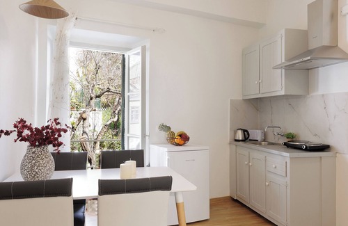 Katavolos Apartment | Salt & Sun by Konnect - TwoBedroom Apartment, Kaminaki Beach