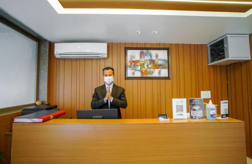 Jharsa Village Hotel | Saltstayz Select - Unitech Cyber Park