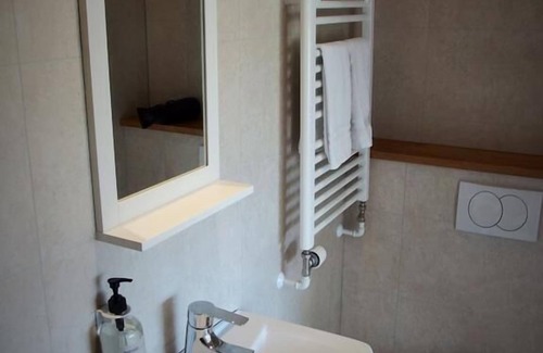 Husavik House | Saltvík Farm Guesthouse