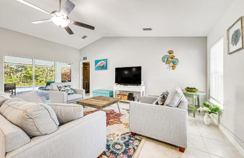 North Port House | Saltwater Pool and Game Room Gulf Coast Retreat