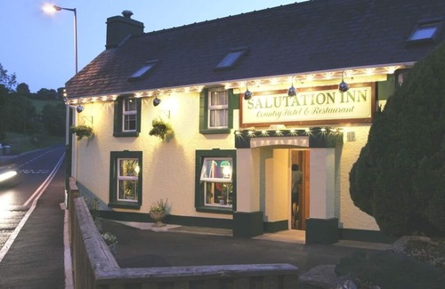 Felindre Farchog Hotel | Salutation Inn