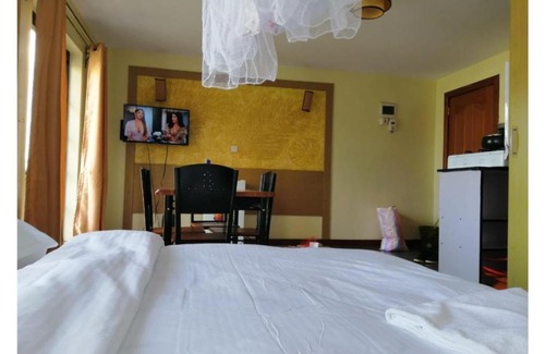 Ngara West Apartment | Sam Suites at Mvuli Studios