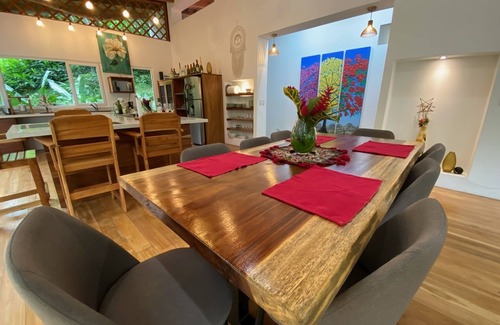 Samara House | SAMARA - Stunning 2 bedroom House 15 min from the Beach.
