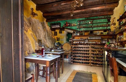 Samonas House | Samonas Traditional Villas - 5 maisonettes