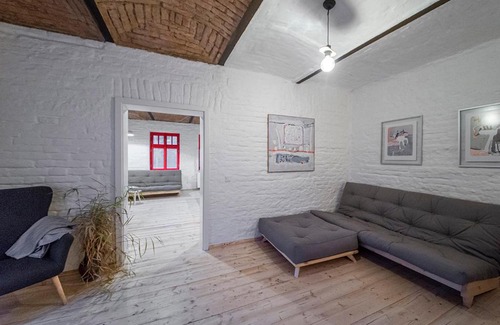 Neustupov House | Samota Hojšín