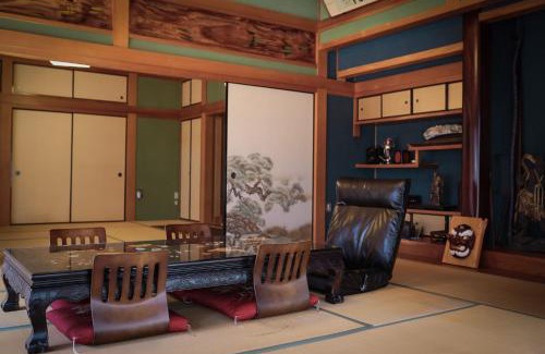 Soeda Bed & Breakfast | Samurai House! Seen in Movies and Dramas near HIKOSAN !