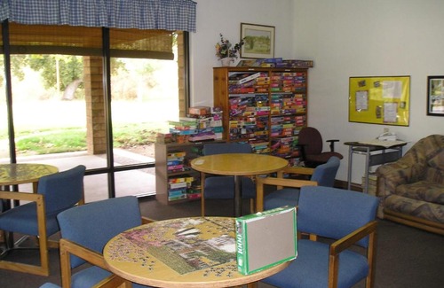 Paicines Resort | San Benito Camping Resort Cottage 10