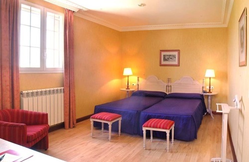 Navarrete Hotel | San Camilo