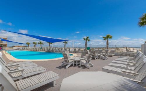 Gulf Shores Apartment | San Carlos 1501