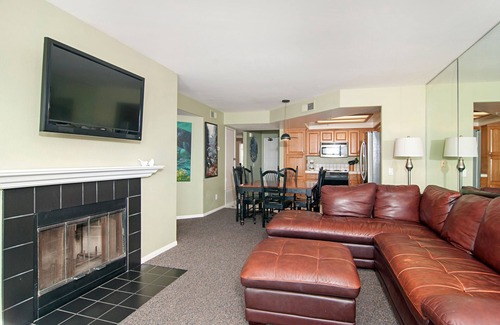 Imperial Beach Condo | San Diego County Oceanfront 3 bedroom-heated pool/jacuzzi. Complex on the sand