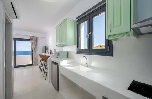Kamari Villa | San Nectar Luxury Villas