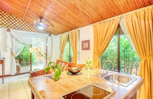 La Tigra Hotel | San Rafael Ecolodge