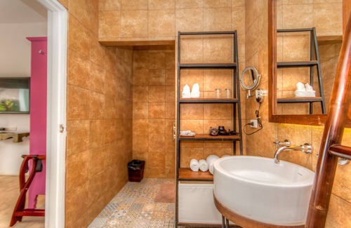 Hua Hin Hotel | Sanae Beach Hua Hin