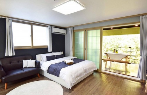 Sancheong House | Sancheong New Green Pension