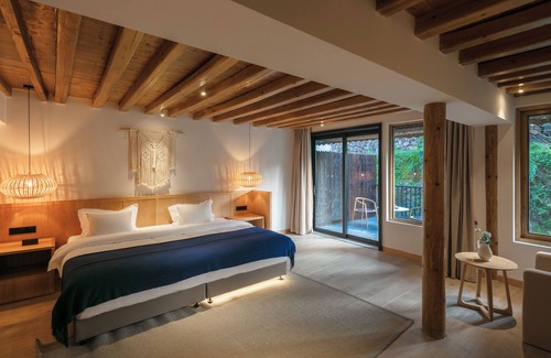 Qiandongnan Hotel | Sanchunli Meng Resort Hotel