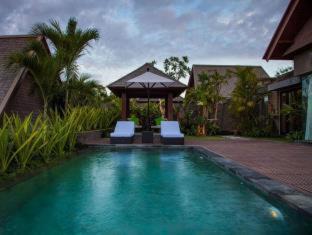 Sukawati Hotel | Sanctoo Suites & Villas