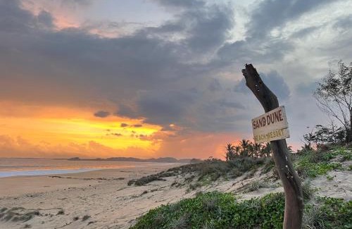 Pottuvil Division 2 House | Sand Dune Beach Resort & Surf Camp
