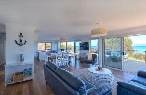 Coles Bay House | Sandbar Beach House