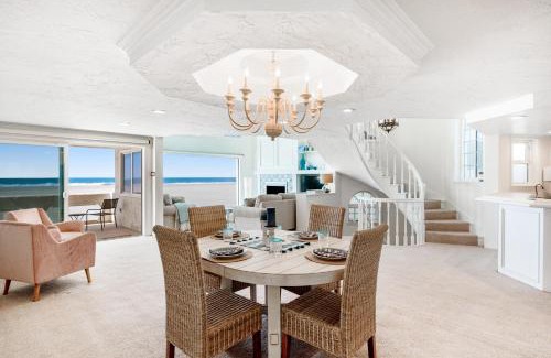 Hollywood Beach House | Sandcastle by the Sea