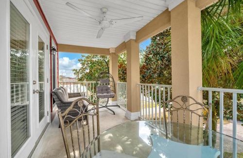 El Centro Beach House | Sandcastle on Castile