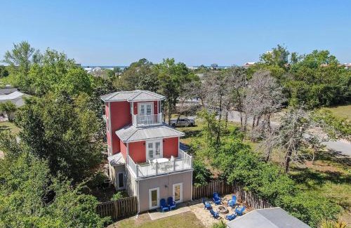 El Centro Beach House | Sandcastle on Castile