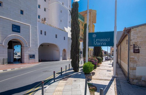 Limassol Apartment | Sanders Cruise - Modern 1 bdr apt wbalcony