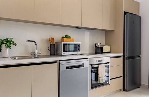 Vasa Koilaniou Apartment | Sanders Limassol Park - Great 2 Bdr apt with balcony