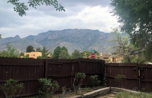 Sandia Heights South House | Sandia Heights Getaway VIEWS, UPSCALE, 3BR