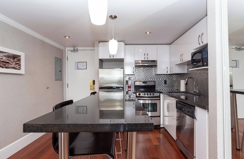 Richmond Hotel | Sandman Signature Vancouver Airport Hotel & Resort