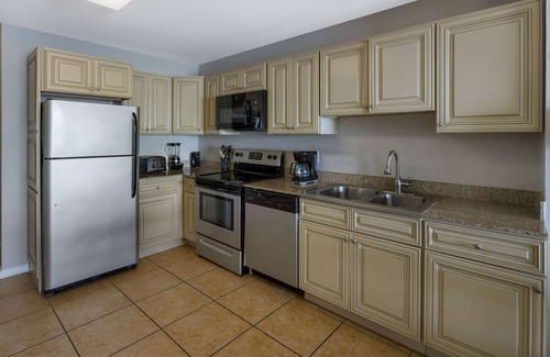 Surfside Beach Condo | Sandpebble Beach Club Surfside Beach a Ramada by Wyndham