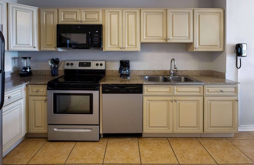 Surfside Beach Condo | Sandpebble Beach Club Surfside Beach a Ramada by Wyndham
