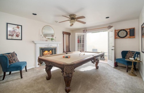 Paradise Valley Village House | Sandstone by AvantStay Spacious Desert Oasis w Pool BBall Crt Movie Room