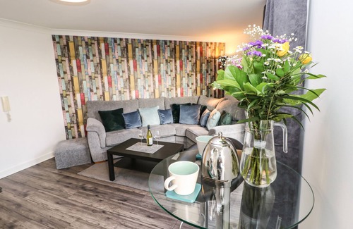 Blyth Cottage | SANDY CORNER, pet friendly, country holiday cottage in Blyth