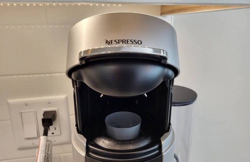 Okanagan-Similkameen House | Sandy Feet Retreat - View Cottage with gorgeous open layout