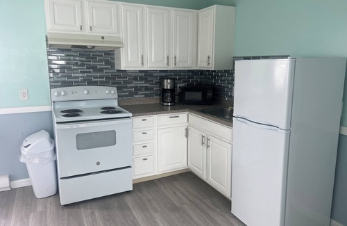 Misquamicut Hotel | Sandy Shore Motel
