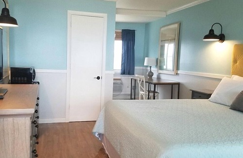Misquamicut Hotel | Sandy Shore Motel