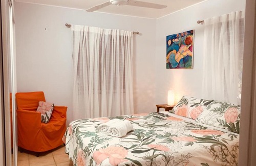 Bangalee Bed & Breakfast | Sandy toes
