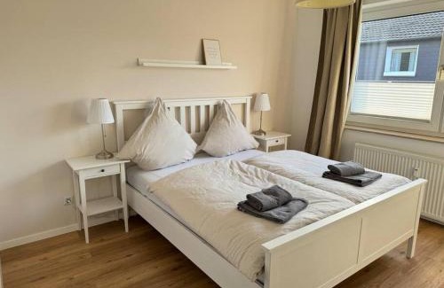 Oberhausen Apartment | Sanierte 2 Zimmer Wohnung am CentrO in Oberhausen