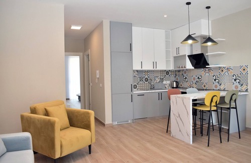 Qerek Apartment | SanPietro Holiday Homes 300