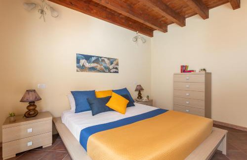 Sant'Antioco Apartment | Sant'Antioco - Spazioso appartamento al centro