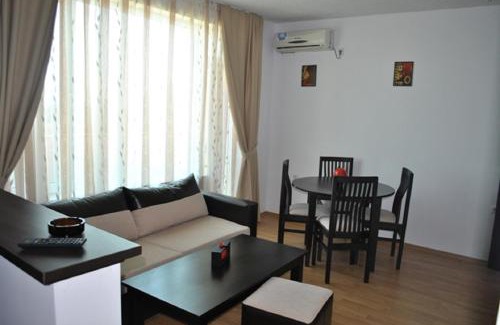 Sarafovo Hotel | Santa Maria