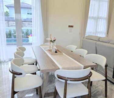 Udon Thani Villa | Santara Pool Villa Udon