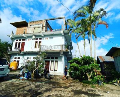 Moni Bed & Breakfast | Santiago Bed and Breakfast at Desa Wisata Moni