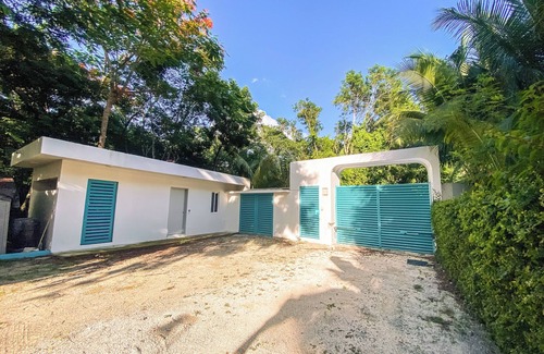 Costa Maya House | Santorini House with ocean access in Cozumel