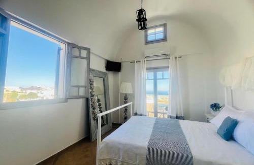 Santorini Apartment | Santorini Mesotopos